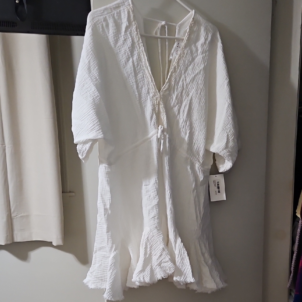 White Women's Dress Coverup NWT